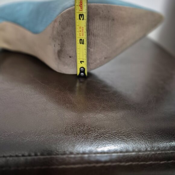 Blue Pumps - Picture 8 of 8